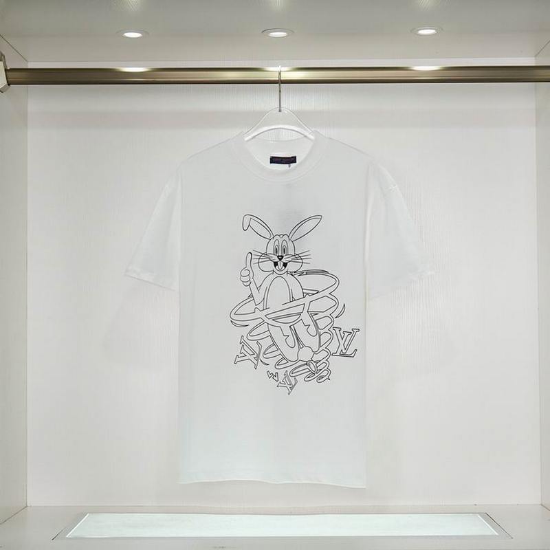 Louis Vuitton Men's T-shirts 698